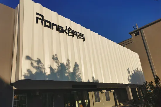 Box doccia semplice con porta singola pieghevole quadrata nera